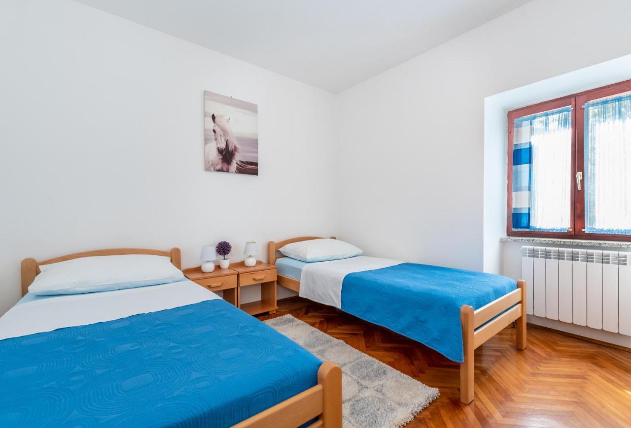 Apartmani Antonija Vozilici Exteriér fotografie