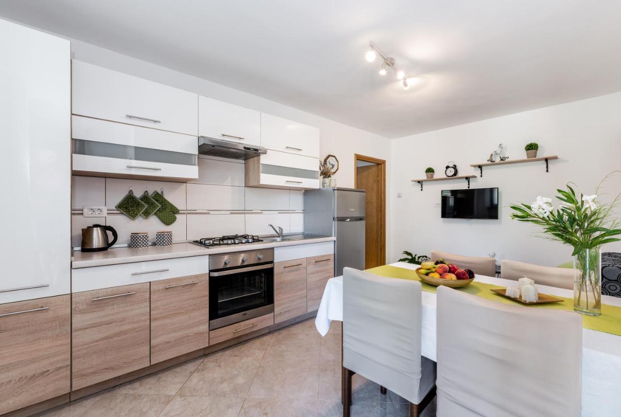 Apartmani Antonija Vozilici Exteriér fotografie