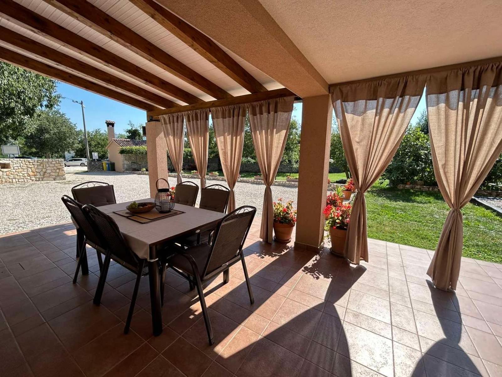 Apartmani Antonija Vozilici Exteriér fotografie